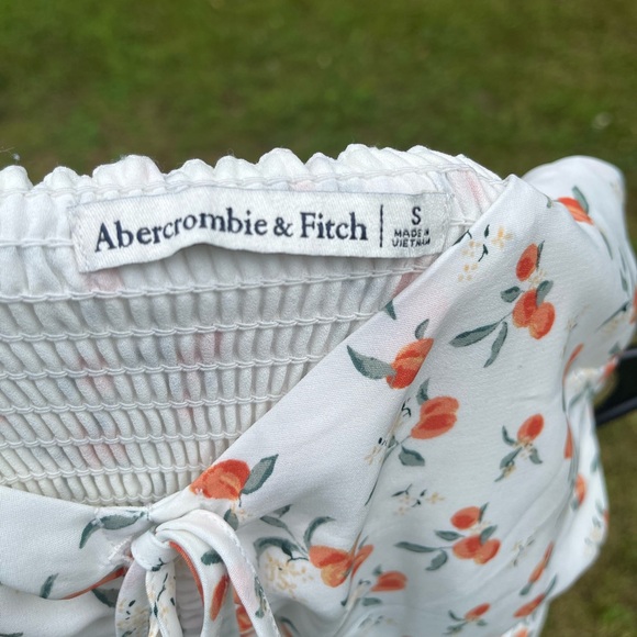 Abercrombie & Fitch Peach Dress Size Small - Picture 4 of 5